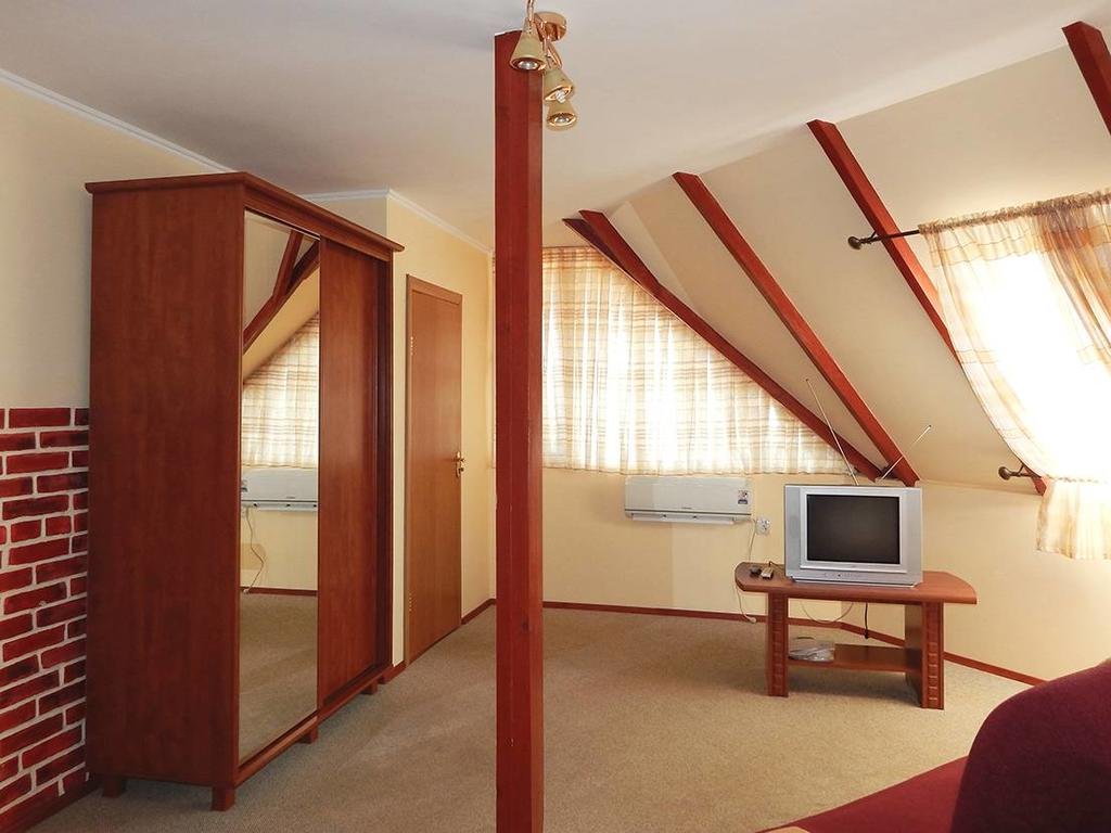 Гостевой дом «Консульский дворик» Судак-13